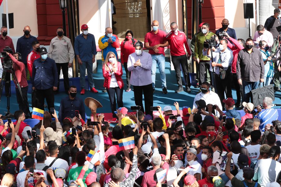 Nicolás Maduro participó en un acto desde el Palacio de Miraflores.