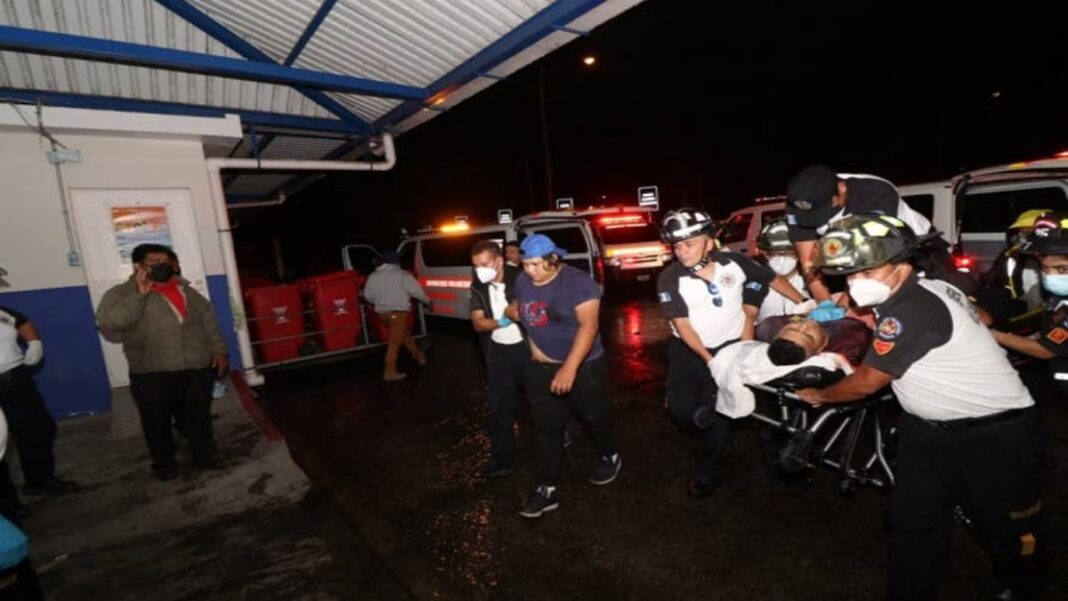 ataque-armado-entre-pandillas-seis-muertos-y-cuatro-heridos-deja-un-tiroteo-en-juego-de-futbol-sala-en-guatemala
