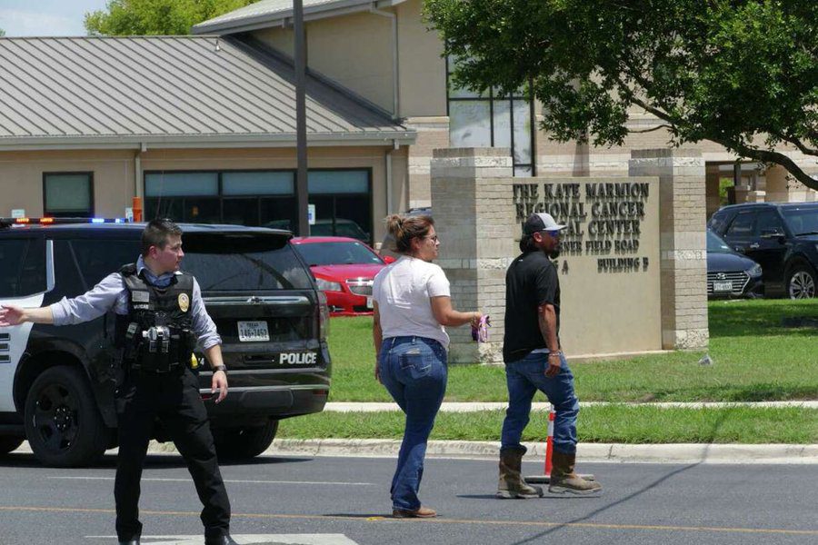 Baño de sangre en Texas, por tiroteo en una escuela: van 15 muertos