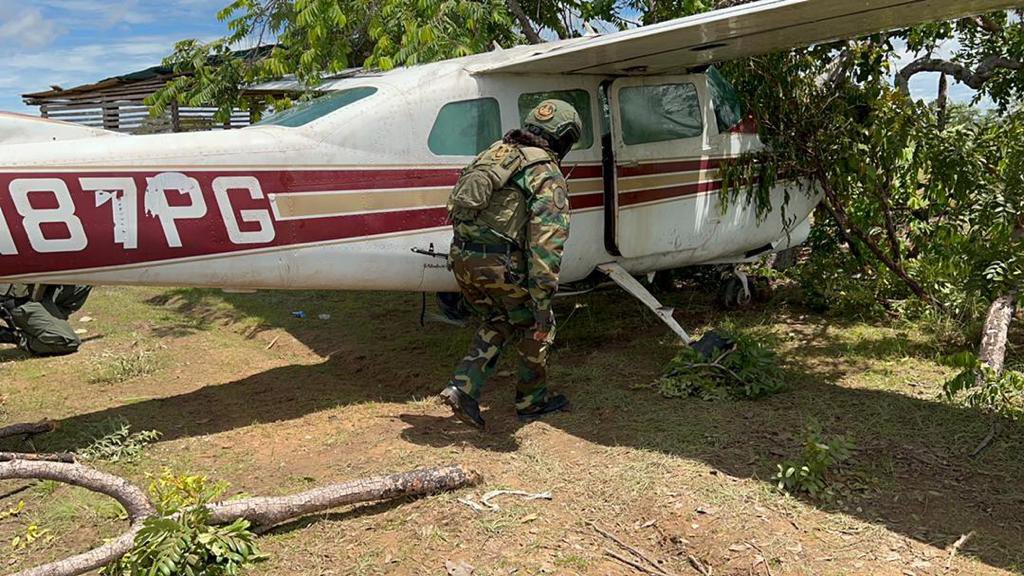 Una aeronave del narcotráfico fue neutralizada en Apure.