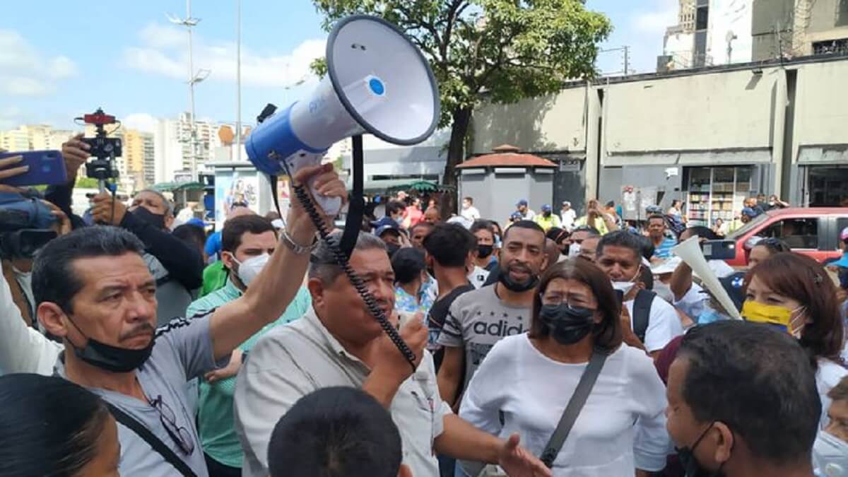 Los trabajadores de la salud siguen en la calle, exigiendo sus derechos. Foto cortesía
