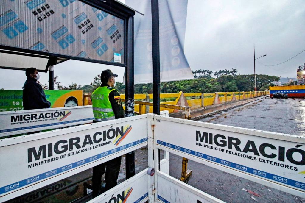 Migración Colombia cerrará fronteras por la segunda vuelta presidencial