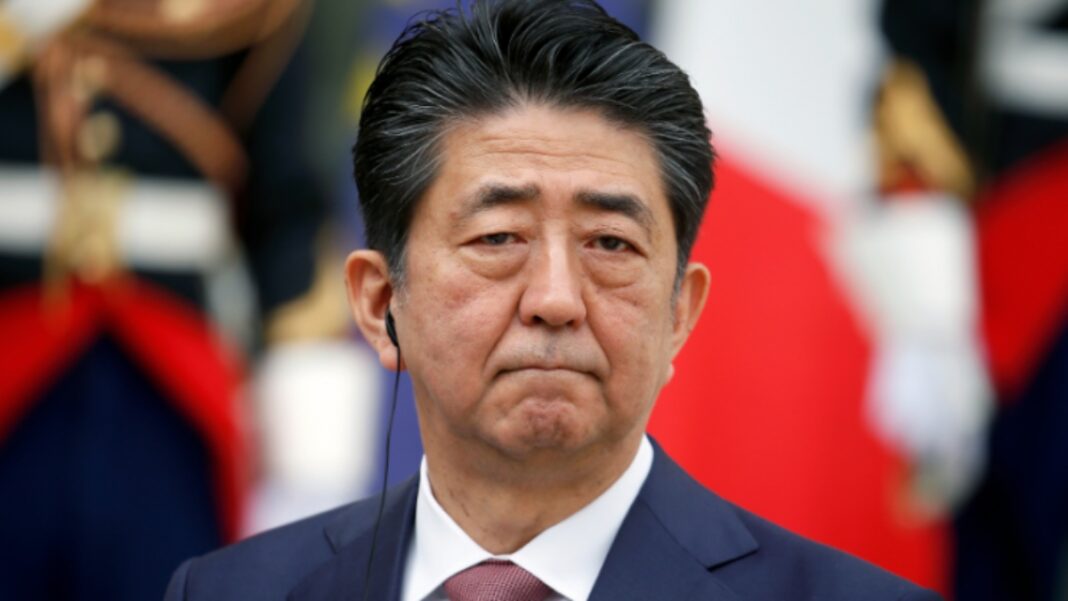 El ex primer ministro japonés