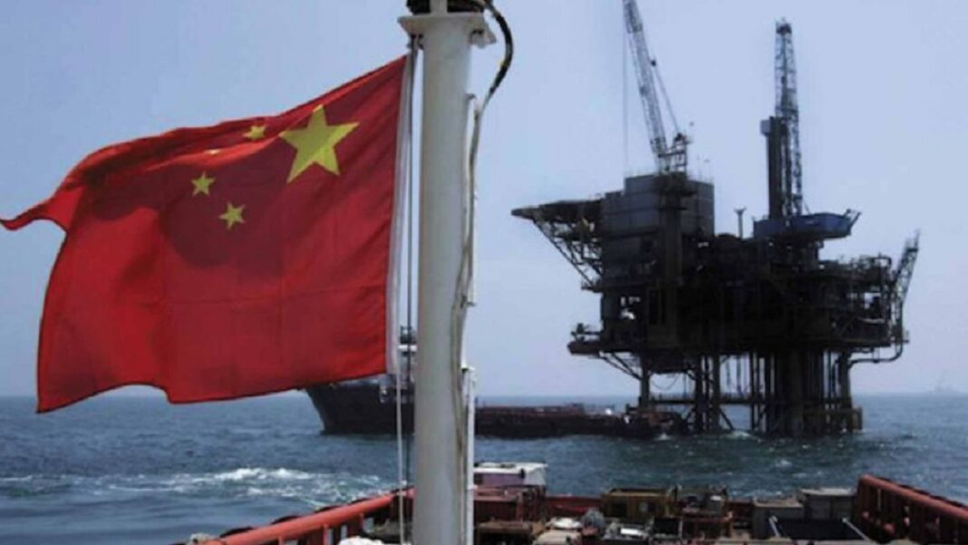 China aspira comprar millones de barriles de petróleo a Venezuela