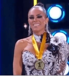 Ivonne Montero con su medalla de ganadora. Foto Instagram