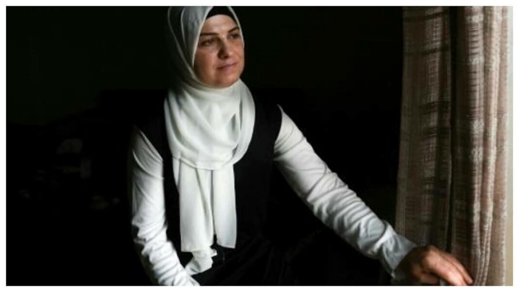 Las mujeres de los presos en Siria también pueden considerarse encarceladas. Foto AFP