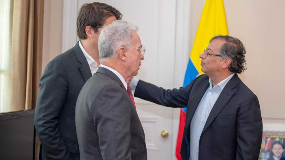 Lo que dice Uribe de lo hablado con Petro en la Casa de Nariño