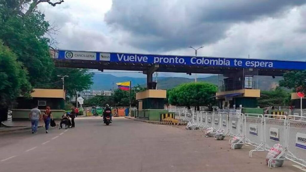 Tanto Petro como Maduro aseguraron que los pasos fronterizos se abrirán el 26 de este mes. Foto referencial
