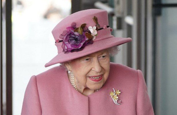 La reina Isabel II era la preferida de personajes históricos (Fotos)