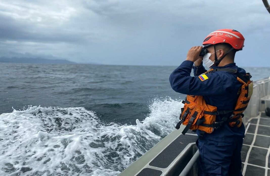 6 migrantes desparecidos tras naufragio de lancha en la que cruzaban desde Colombia hacía Panamá