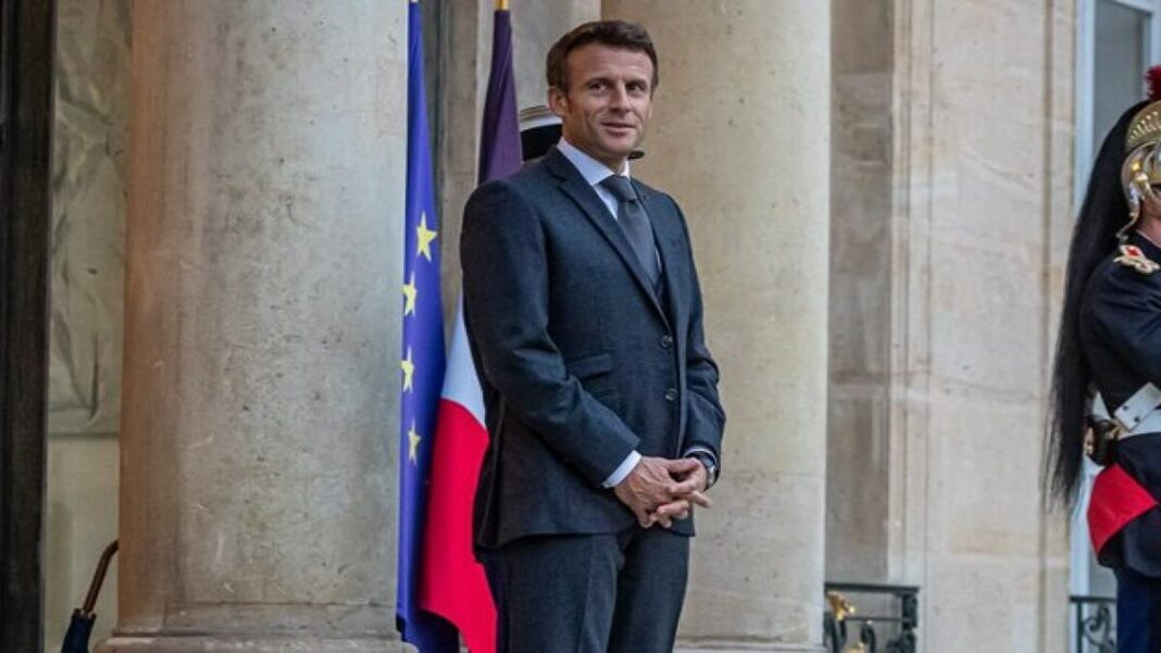 A instancias del presidente Emmanuel Macron se reunieron en París los representantes del oficialismo y la oposición. Foto cortesía
