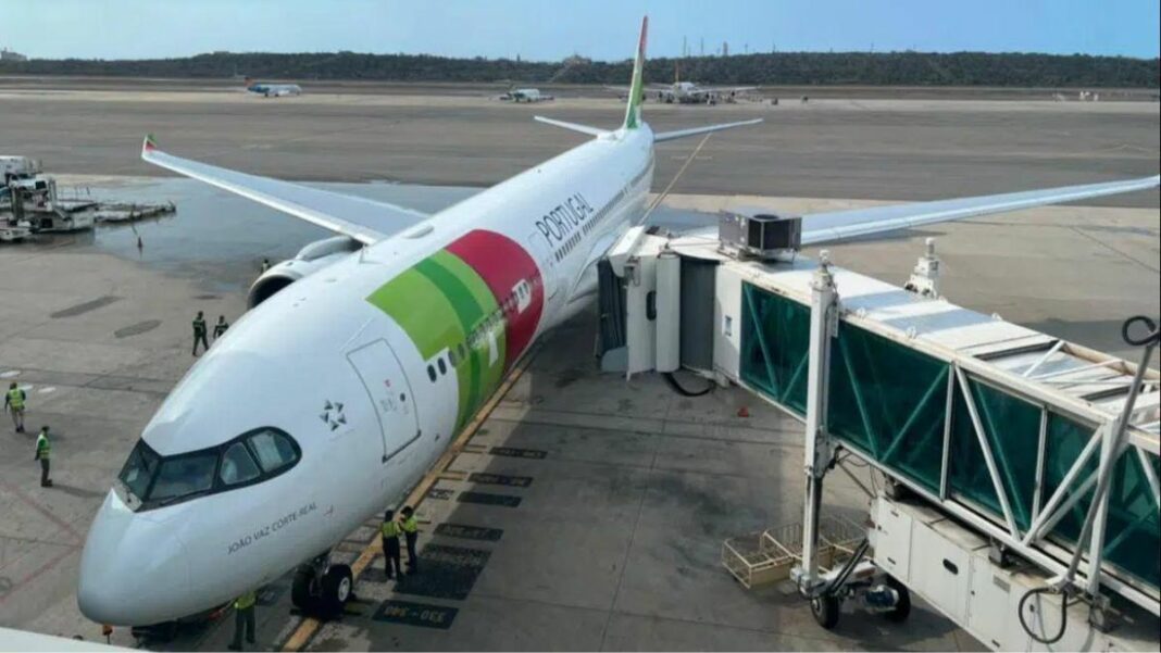 La aerolínea portuguesa TAP anunció que incrementará su oferta con 17 vuelos adicionales a varios destinos en América, entre los que incluye a Venezuela.