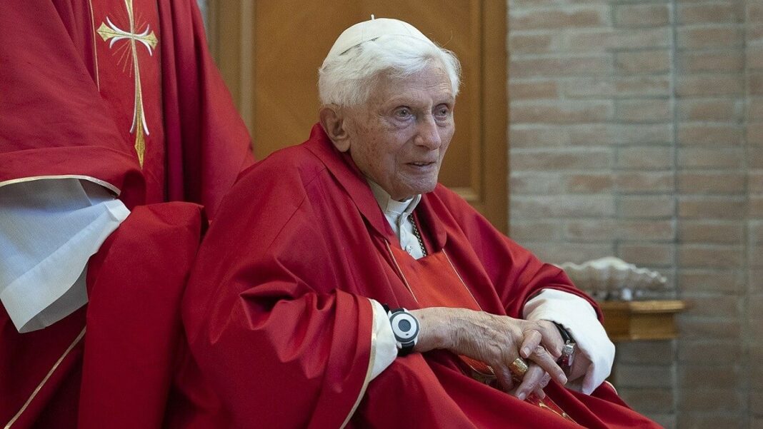 Josep Ratzinger, primer papa alemán de la era moderna, sustituyó en 2005 al carismático Juan Pablo II. Foto cortesía