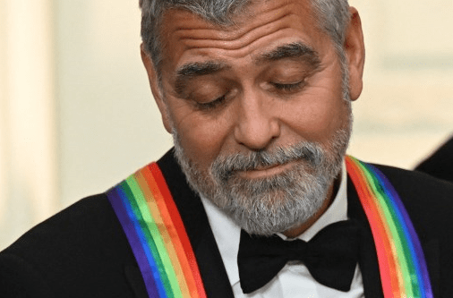George Clooney agradeció la condecoración. Foto AFP