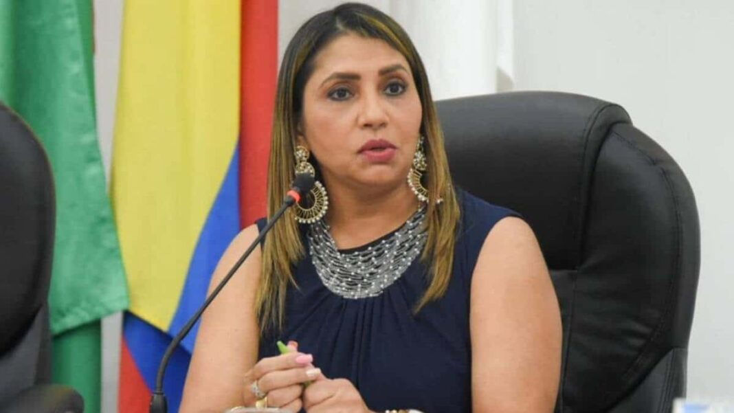 Con VIDEOS ÍNTIMOS chantajean a la gobernadora de Arauca
