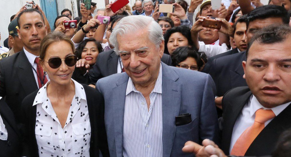 Isabel Presley y Mario Vargas Llosa terminan su relación y este sería el motivo