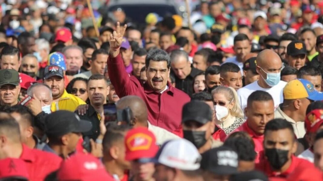 Nicolás Maduro en marcha chavista