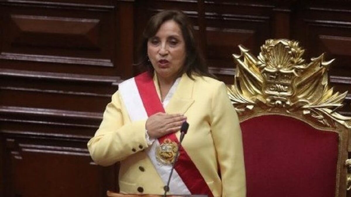 Dina Boluarte, presidenta de Perú. Foto cortesía