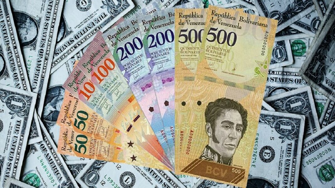 El bolívar sigue devaluándose frente al dólar. Foto referencial