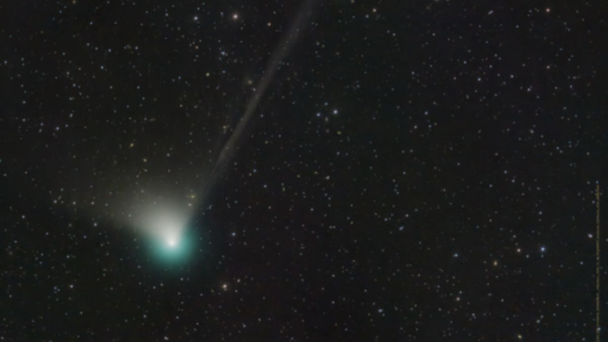 Para ver el cometa las sugerencias más relevantes es que se busquen los sitios con la menor contaminación lumínica posible y donde sea frecuente tener un cielo despejado