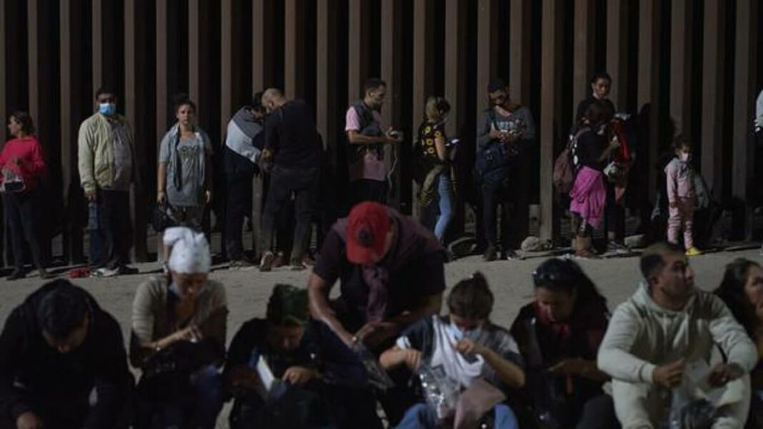 Los migrantes siguen llegando a la frontera con EE.UU., pese a las restricciones. Foto referencial