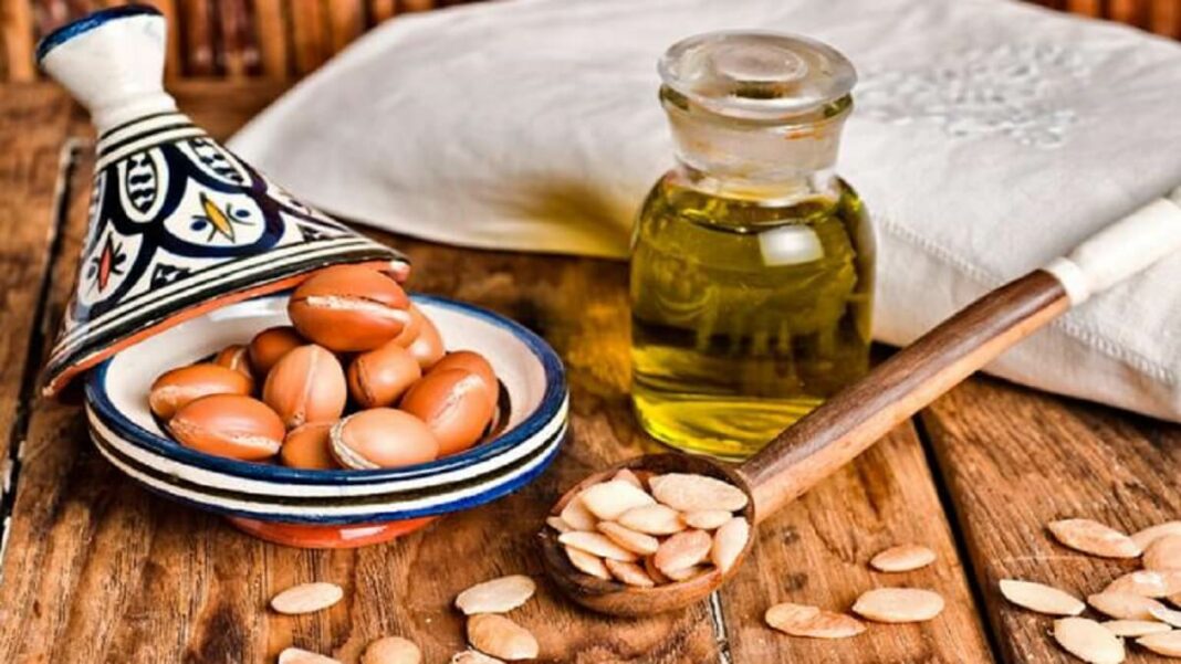 El aceite de argán tiene varios usos cosméticos y tiene beneficios medicinales. Foto referencial