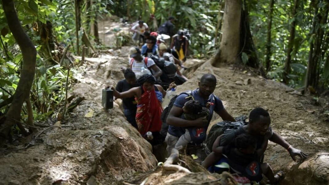 Según las agencias de la ONU 150.327 venezolanos cruzaron el Darién el año pasado. Foto referencial