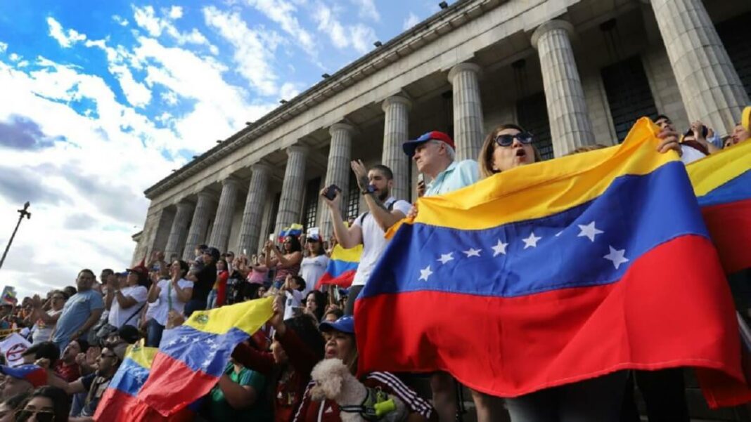 La comunidad venezolana en Argentina celebró la suspensión de la visita. Foto referencial