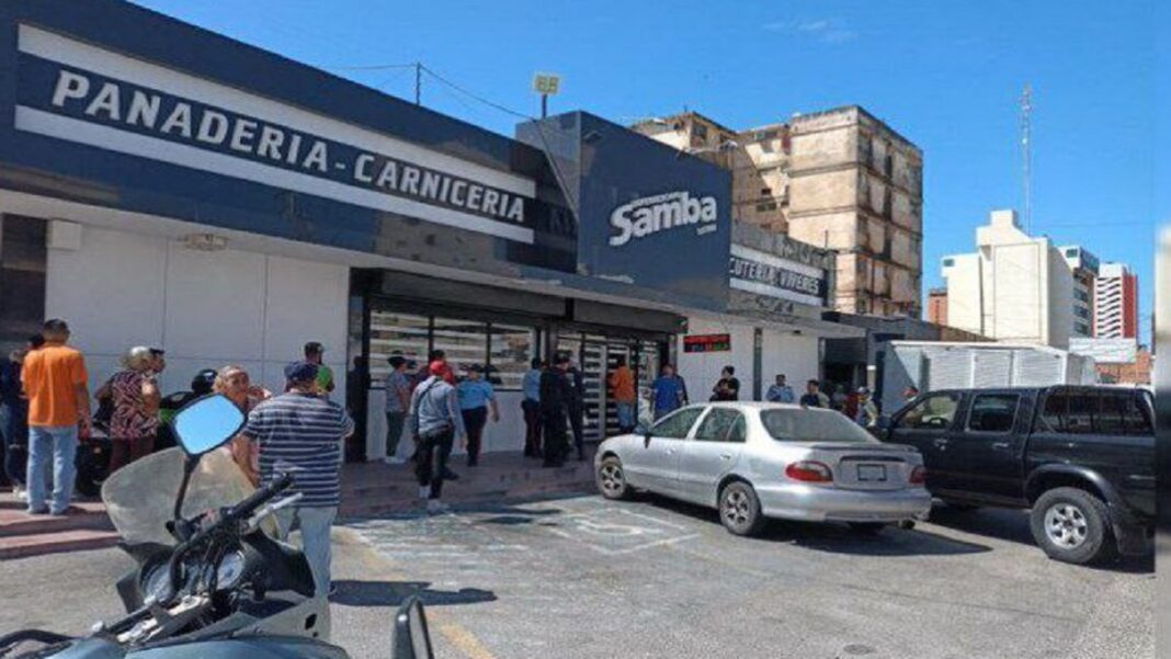 El comercio Samba Market sufrió el atentado. Foto cortesía