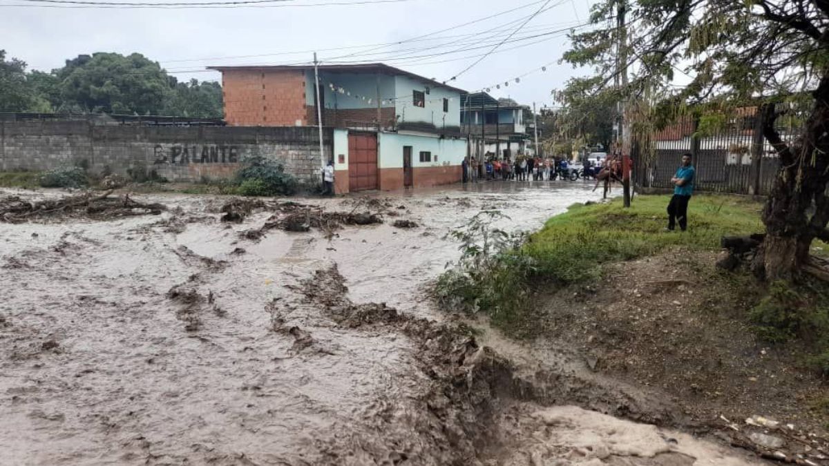 Protección Civil se desplegó en los 3 municipios afectados por las lluvias en Lara
