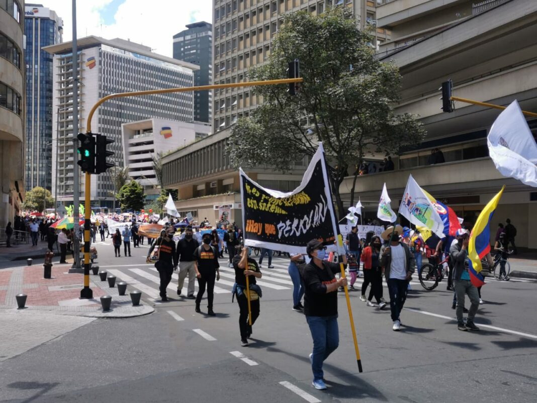 Marchas en Bogotá contra Claudia López