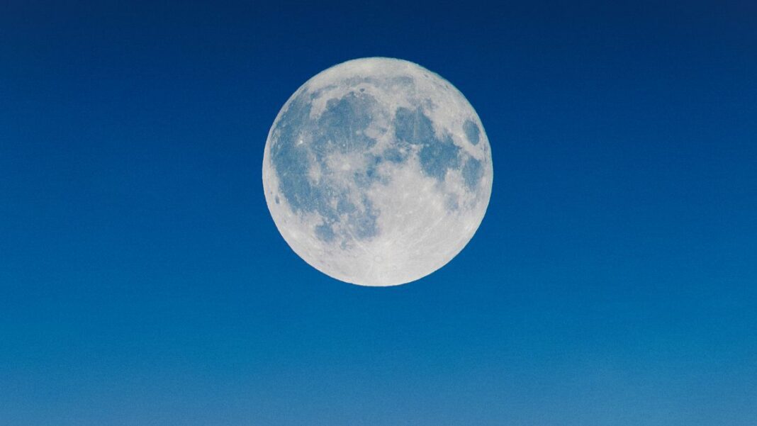 La Luna Azul se podrá ver el #30ago .