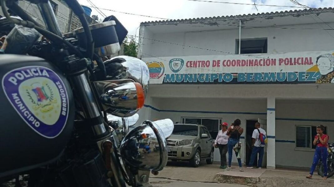 Funcionarios de la Policía de Carúpano detuvieron a los abusadores. Foto referencial