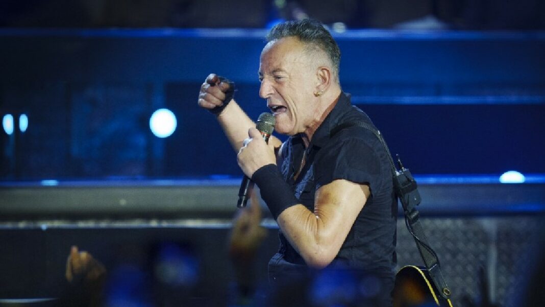 Bruce Springsteen pospone sus conciertos por enfermedad