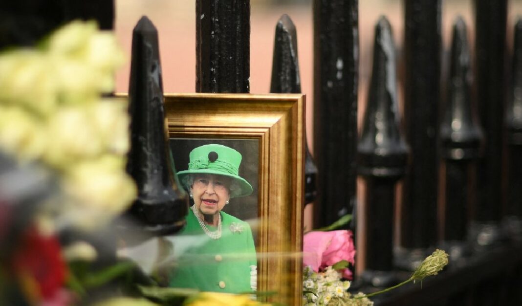 EN FOTOS: así recuerda Reino Unido a Isabel II a un año de su muerte