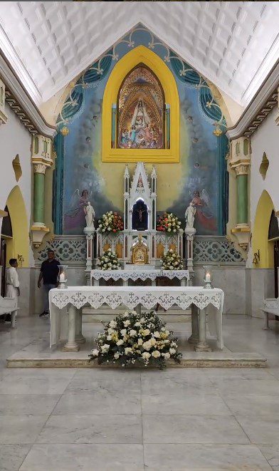La nave central de la Basílica de la Virgen del Valle recibe el fervor de los feligreses. Foto Instagram 