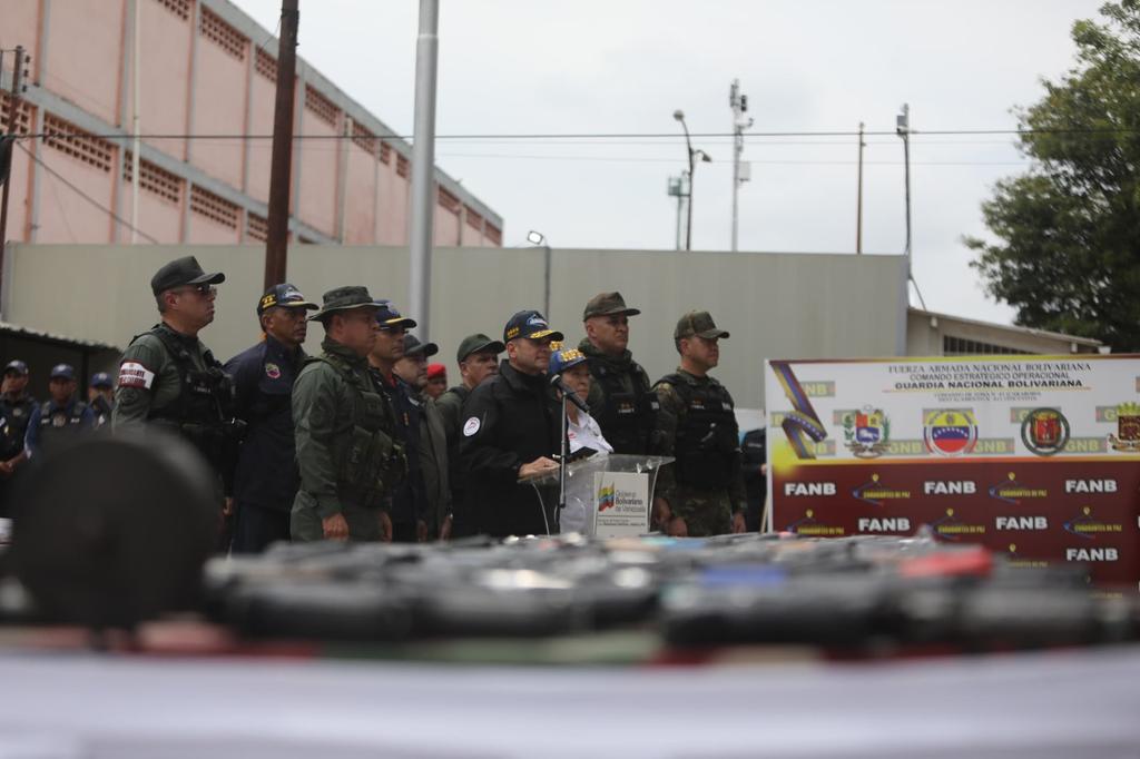 Ceballos ofreció el parte de las armas incautadas en Tocuyito.