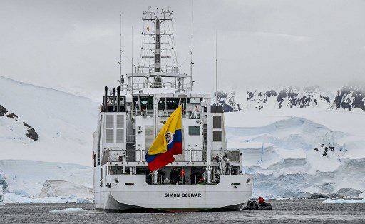 Vista del buque de investigación colombiano 