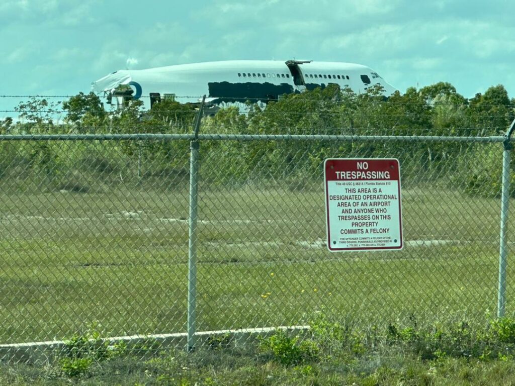 En la imagen se aprecia el estado en el cual quedó el avión.